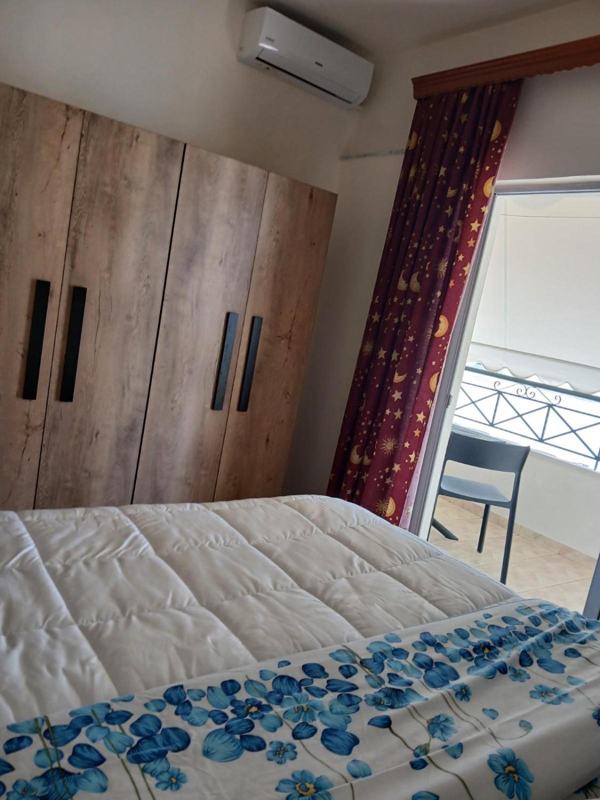 Sea & Relax Apartment Саранда Екстер'єр фото